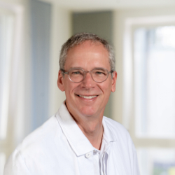 Portraitaufnahme von Herrn Prof. Heep